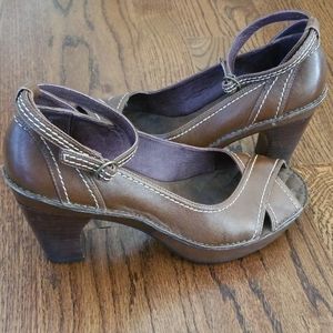 Clark's Indigo heels shoes